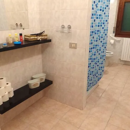 Le Mondine Πανσιόν *